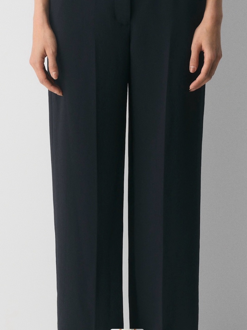 Aritzia Crepette The Limitless Pant in Black - Size 14 - Picture 3 of 7